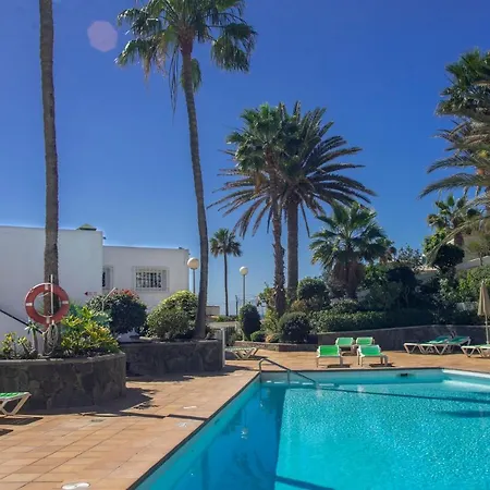 מלון דירות Acapulco Ocean View 2*